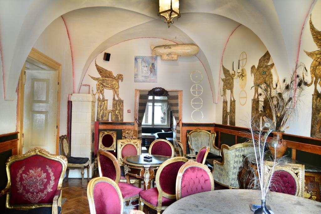 Hostel Pangeea Sibiu Luaran gambar
