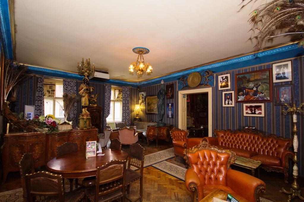 Hostel Pangeea Sibiu Luaran gambar